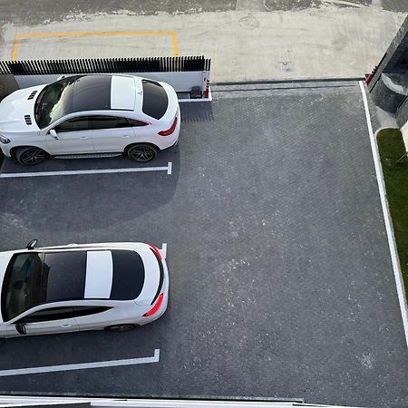 Kevin'S Aparthotel Vlorë エクステリア 写真